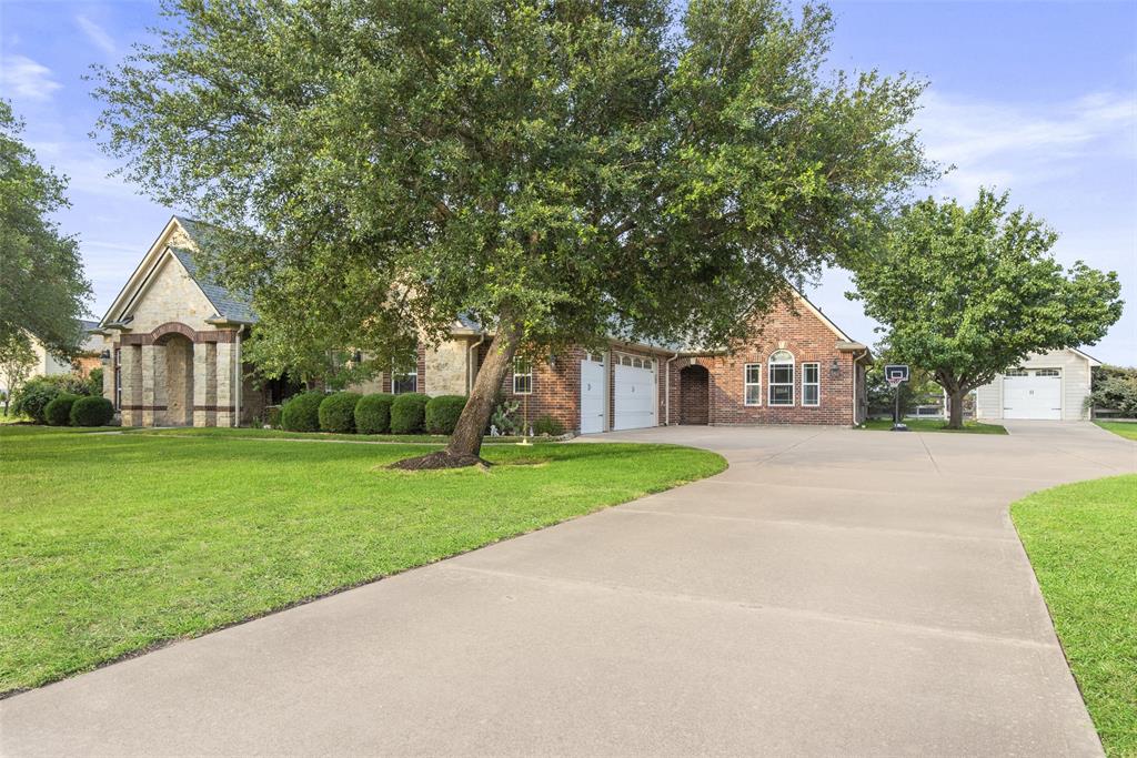 4802 Shadow Grass Drive