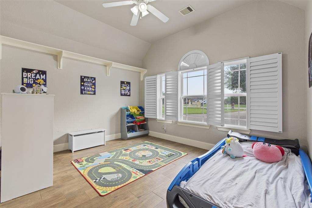 4802 Shadow Grass Drive