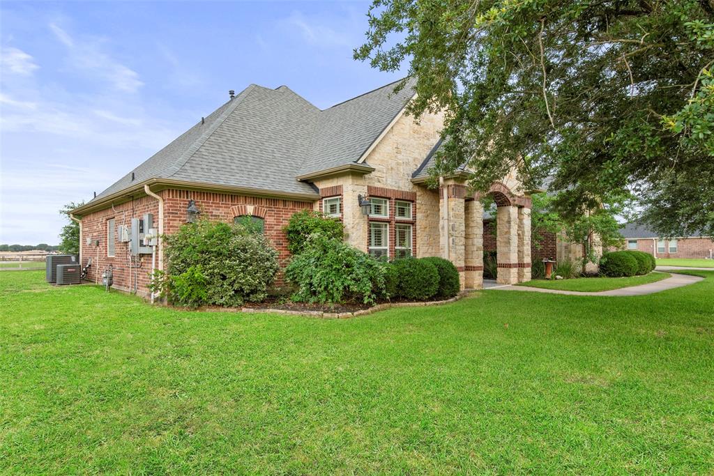 4802 Shadow Grass Drive