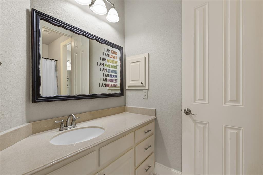 4802 Shadow Grass Drive, Katy, Texas image 6