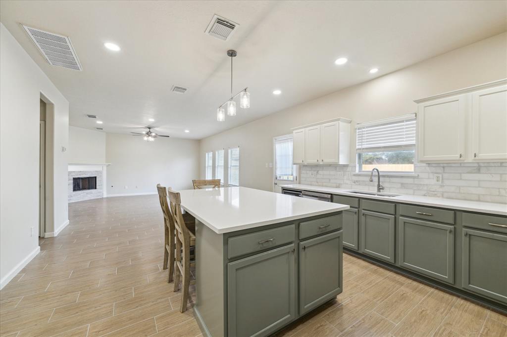 2717 San Marcos Drive, Deer Park, Texas image 9