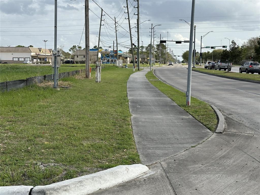 Cullen Parkway, Pearland, Texas image 17