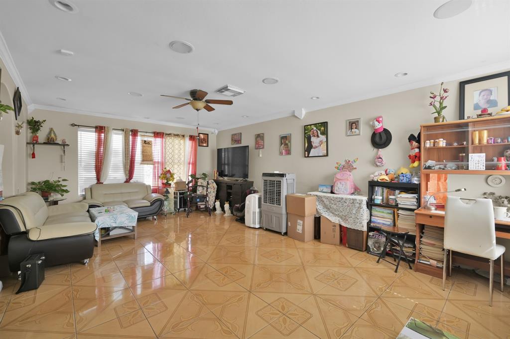 4611 Creek Bridge Lane