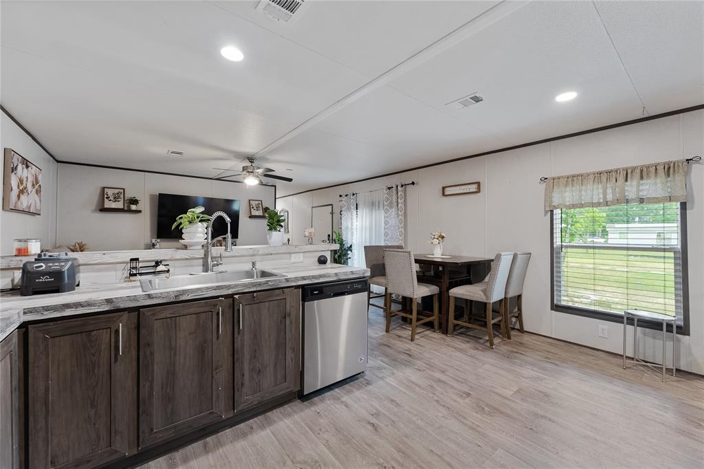 863 Road 5252, Cleveland, Texas image 10
