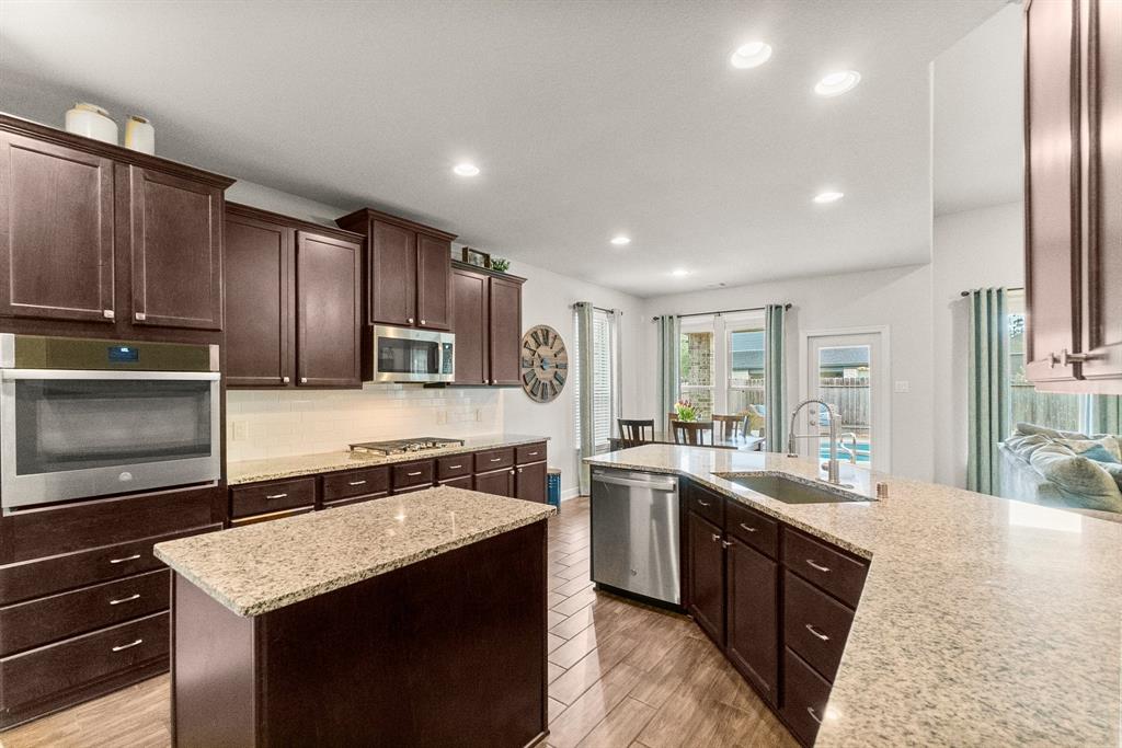 3325 Boxwood Forest Court, Conroe, Texas image 13