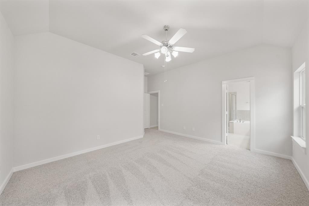 23431 Malbec Drive, Alvin, Texas image 12