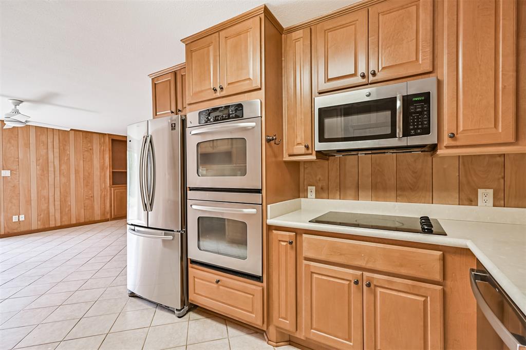 2920 Heron Drive, Galveston, Texas image 20