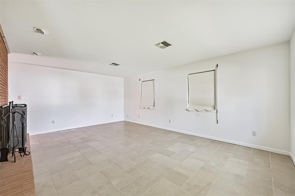 2920 Heron Drive, Galveston, Texas image 8