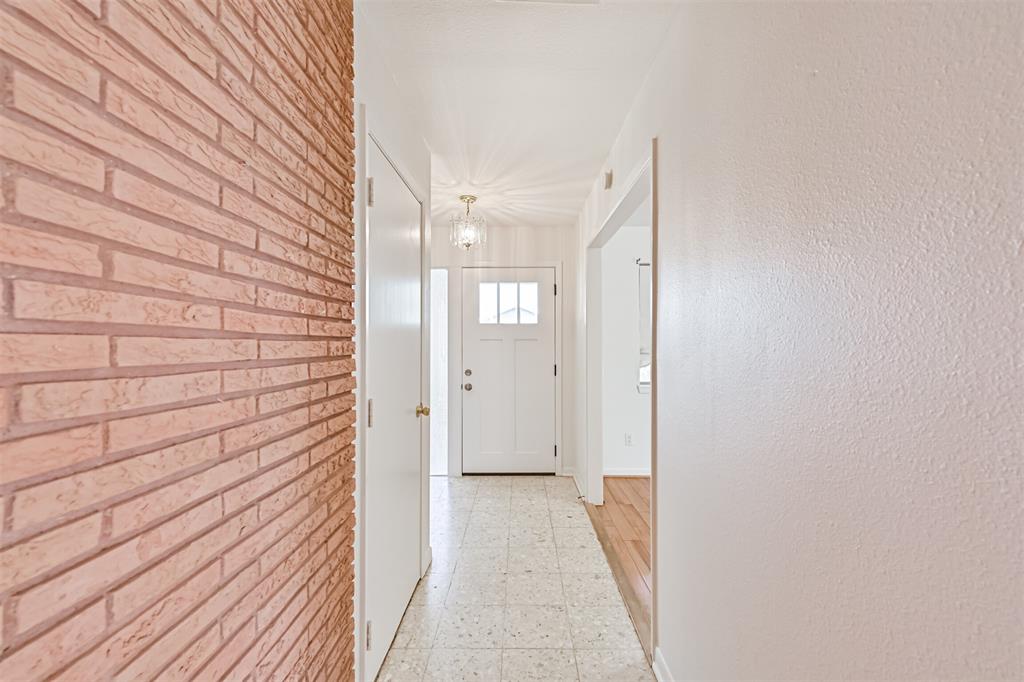 2920 Heron Drive, Galveston, Texas image 6