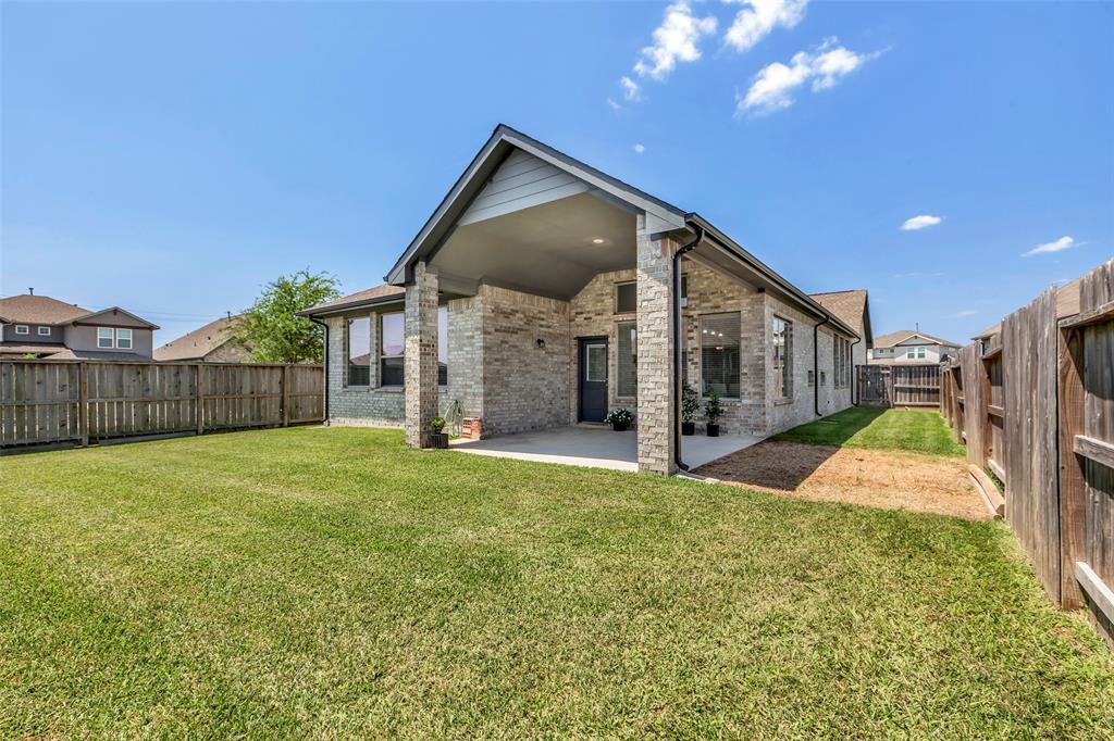 2702 Raspberry Sunset Circle, La Marque, Texas image 32