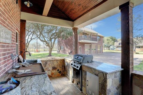 A home in Pearland