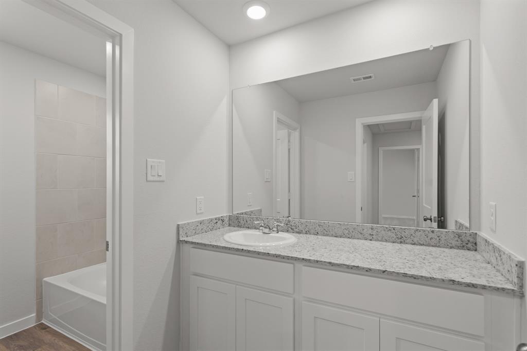 7878 Alset Drive, Magnolia, Texas image 10