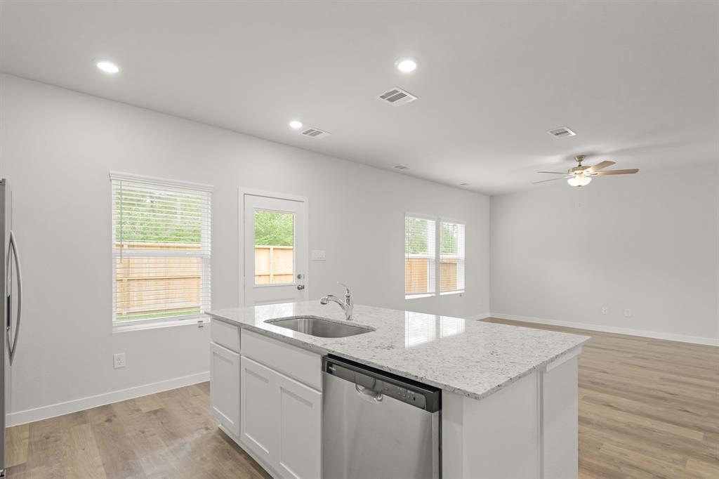 7878 Alset Drive, Magnolia, Texas image 7