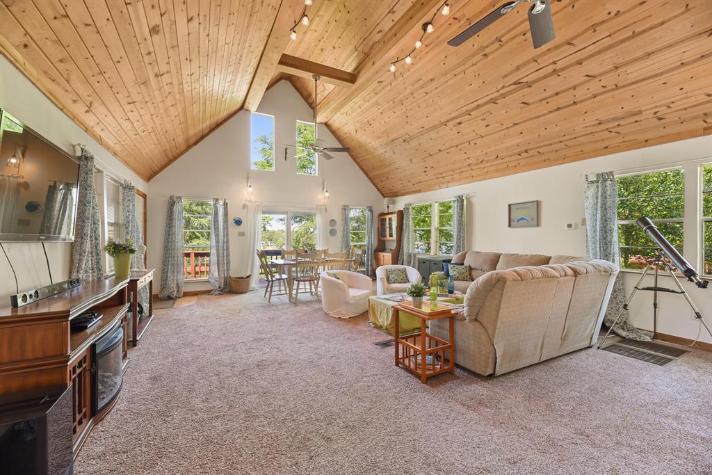 66 Hill Top Road, Huntsville, Texas image 6