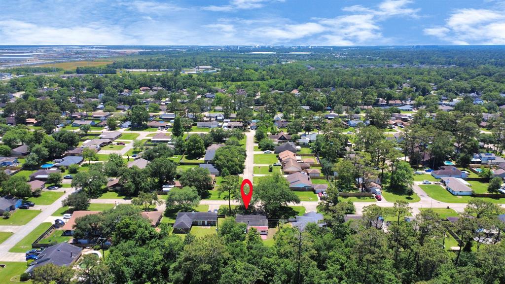 9915 Forest Hollow Drive, Baytown, Texas image 18