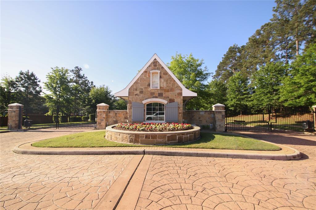 1011 Oak Briar Lane, Conroe, Texas image 48