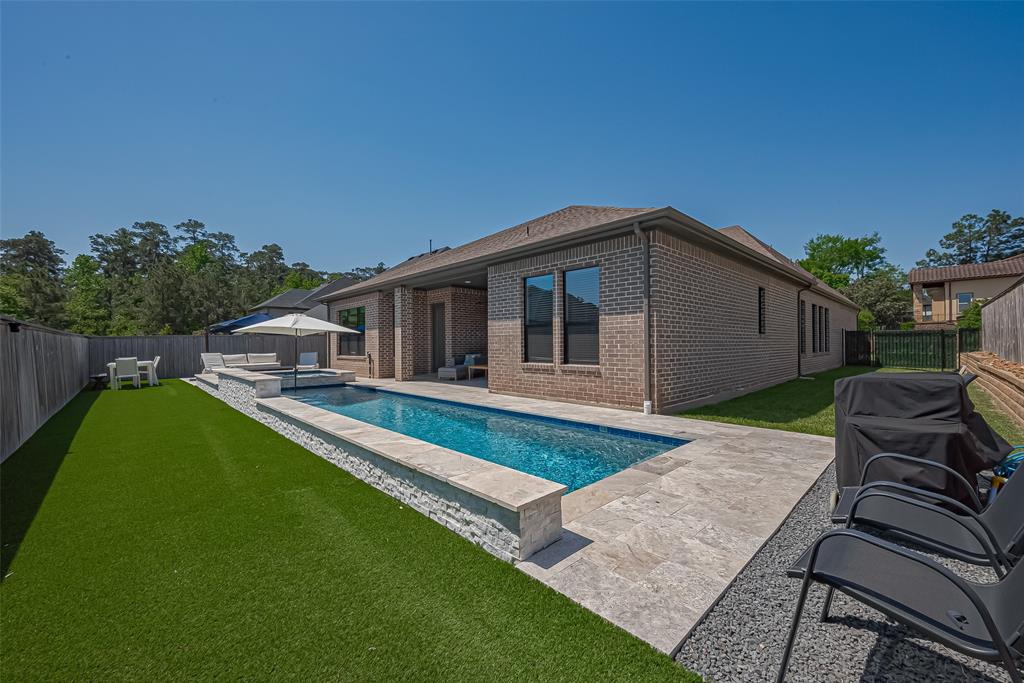 1011 Oak Briar Lane, Conroe, Texas image 39