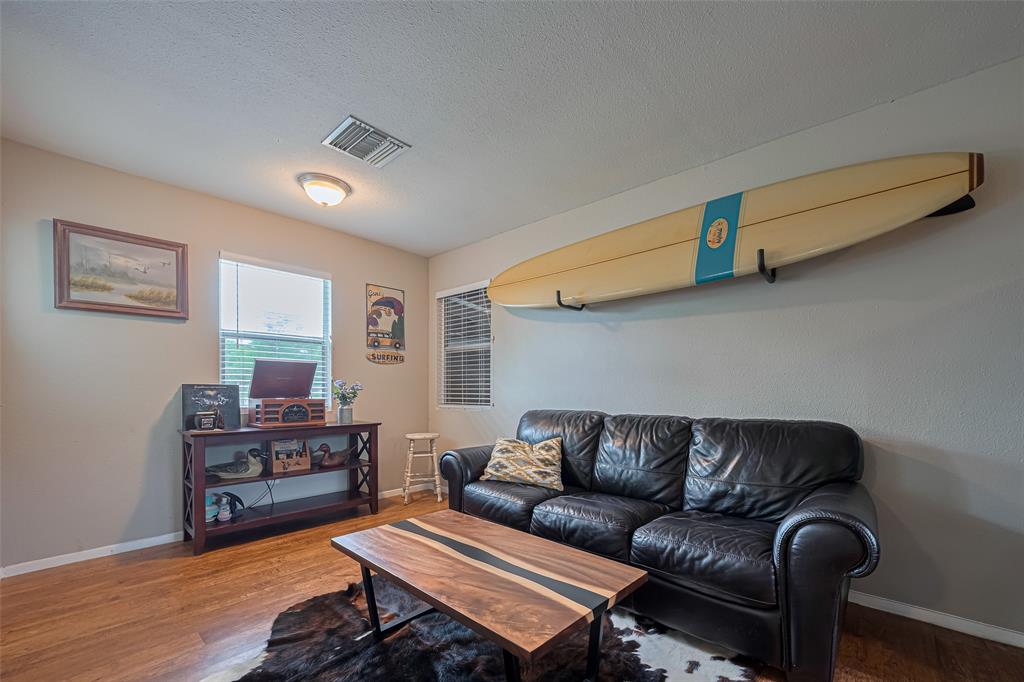 8409 Benoist Drive, Dickinson, Texas image 12