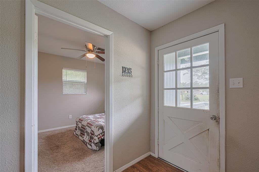 8409 Benoist Drive, Dickinson, Texas image 7