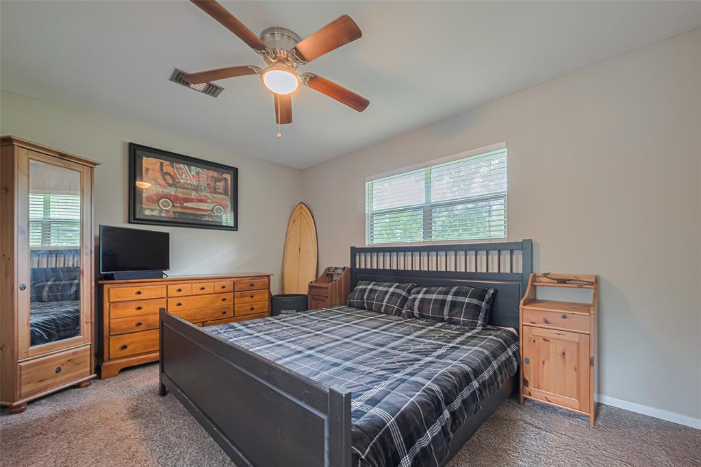 8409 Benoist Drive, Dickinson, Texas image 19