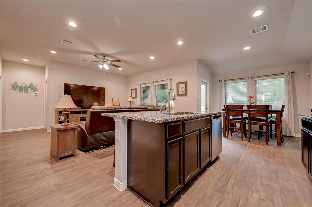 406 Rocky Ridge Drive, Anahuac, Texas image 27