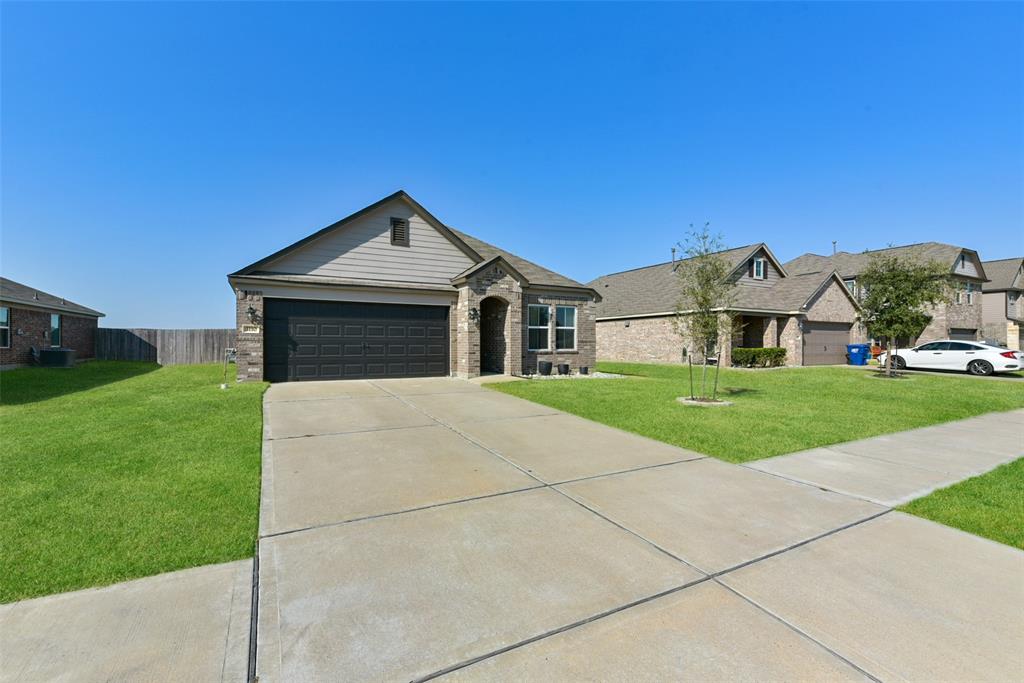 3110 Crestone Drive, Rosenberg, Texas image 39