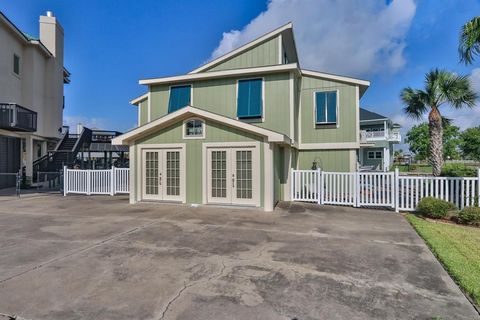 A home in Tiki Island