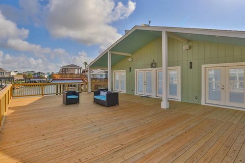 A home in Tiki Island