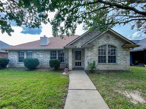 A home in Lake Jackson