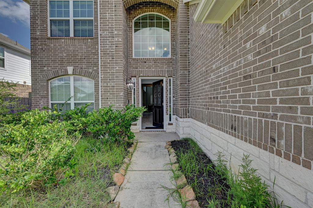 6113 Tomorrow Circle, Pearland, Texas image 5