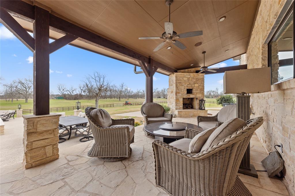 1000 River Trace Drive, Columbus, Texas image 41