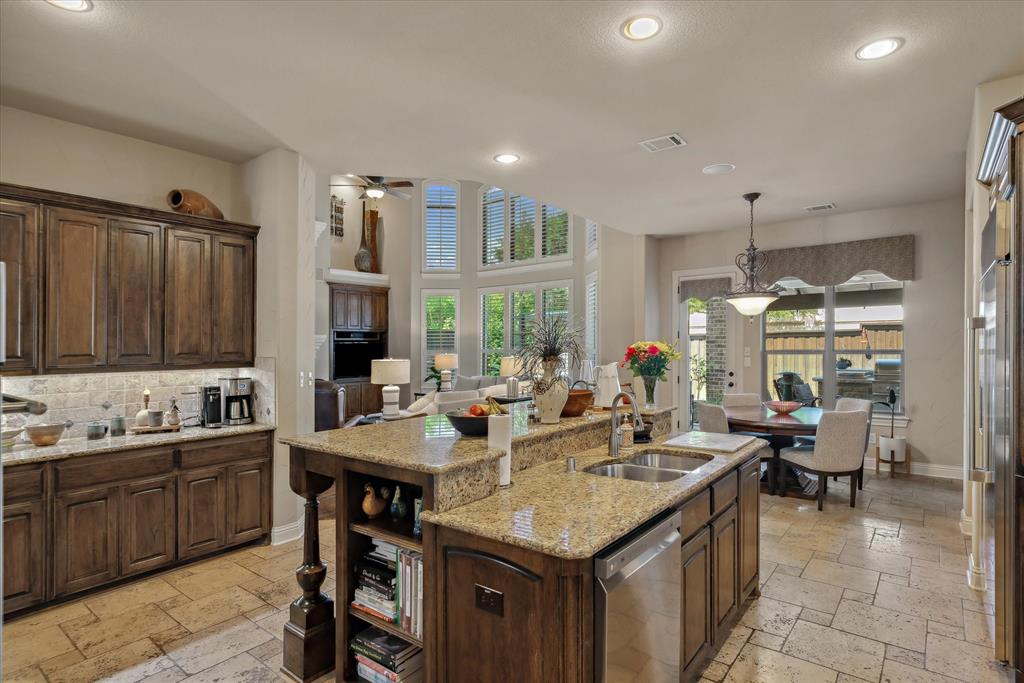 401 Bastrop Drive, Allen, Texas image 6