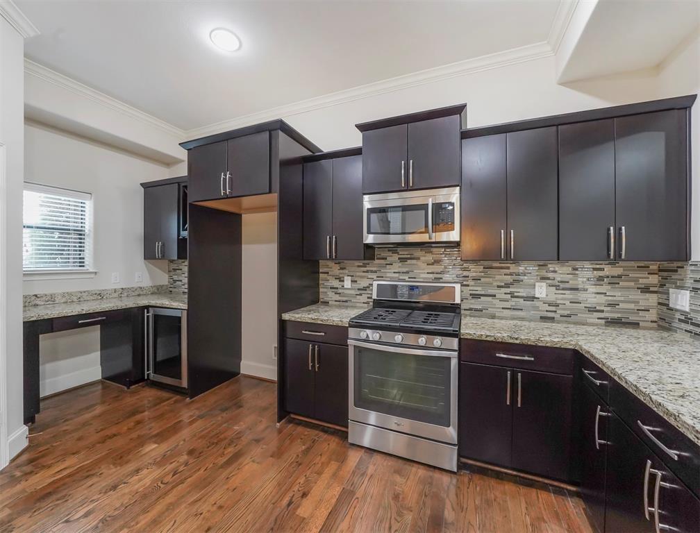 1615 W 24th Street #B, Houston, Texas image 3