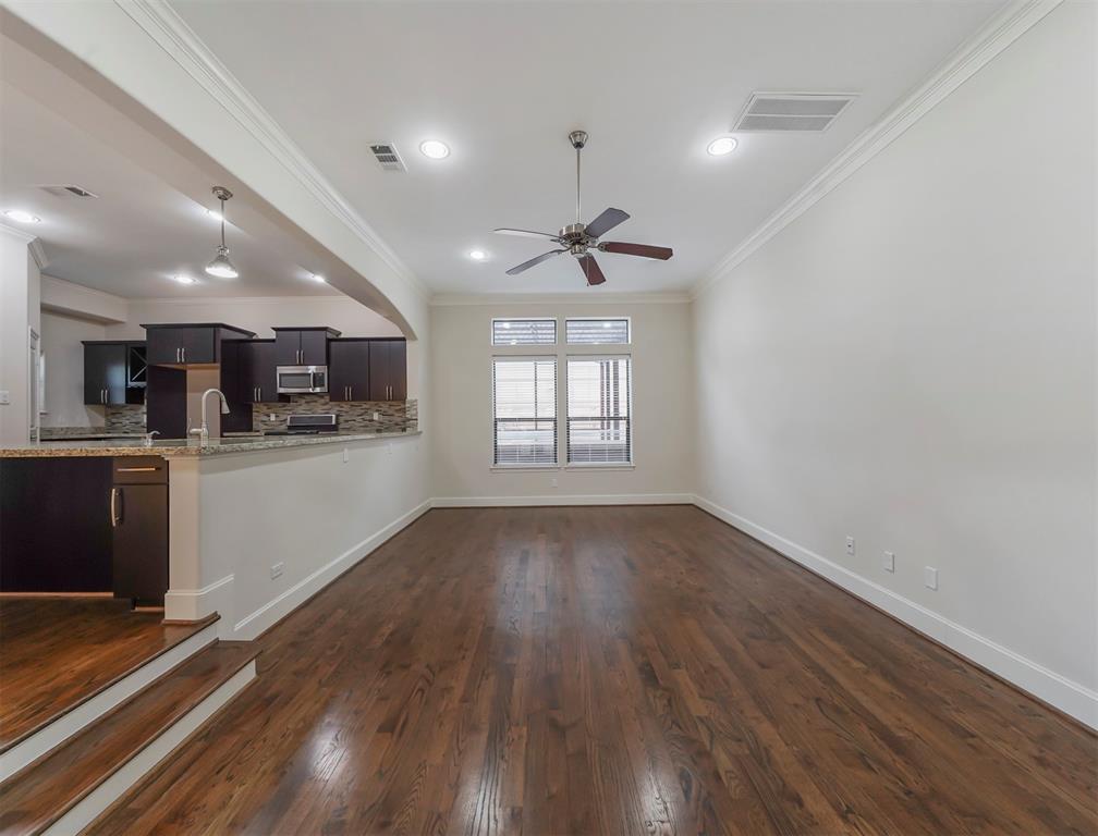 1615 W 24th Street #B, Houston, Texas image 4