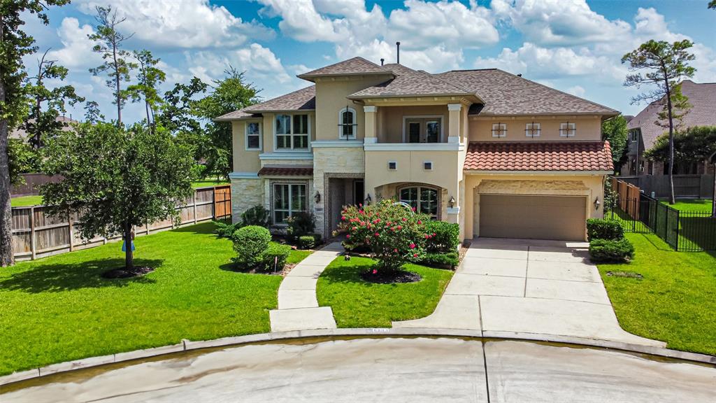 6803 Crimson Grove Drive