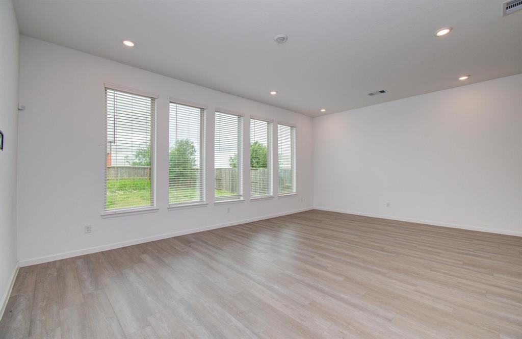 4138 Balboa Drive, Iowa Colony, Texas image 10