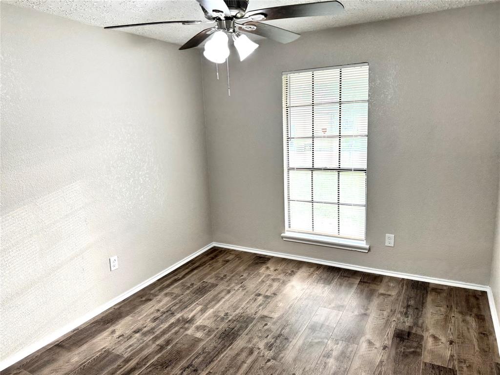 741 Sugar Hill Drive, La Porte, Texas image 22