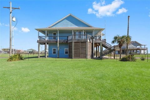 A home in Crystal Beach