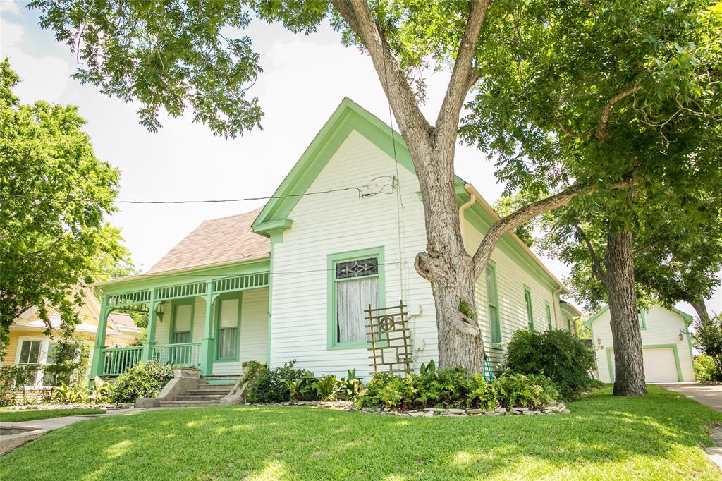 604 Sycamore Street, Brenham, Texas image 24