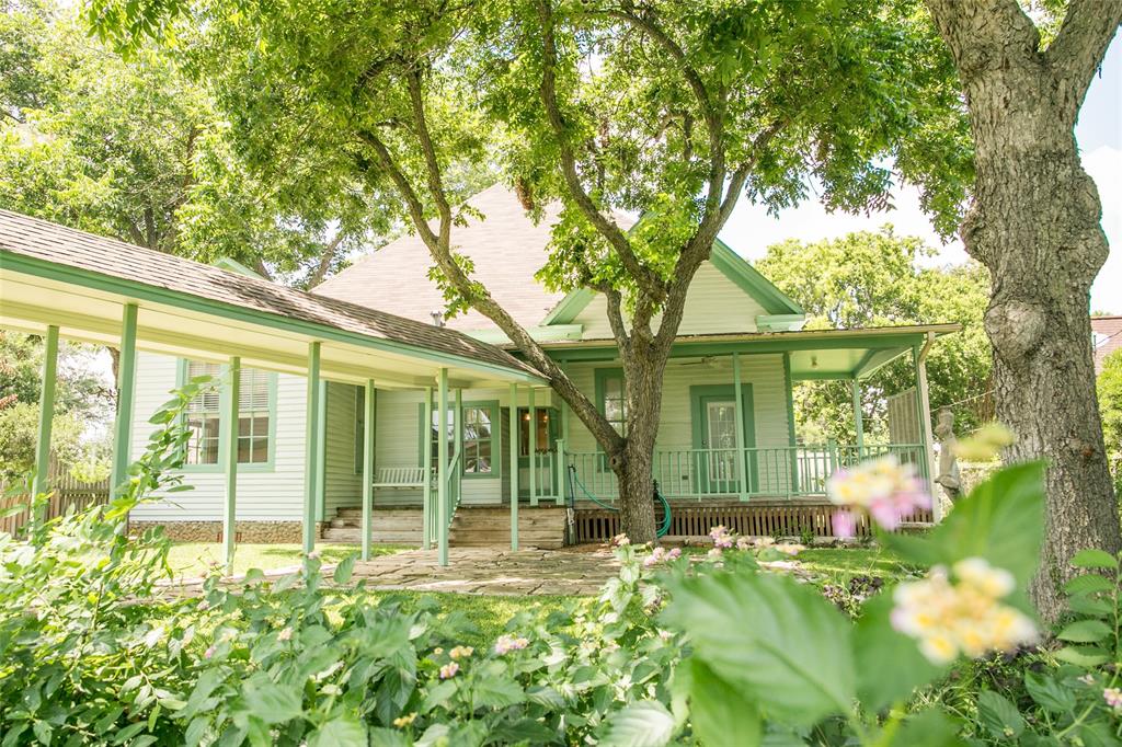 604 Sycamore Street, Brenham, Texas image 5