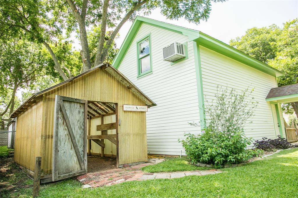 604 Sycamore Street, Brenham, Texas image 21