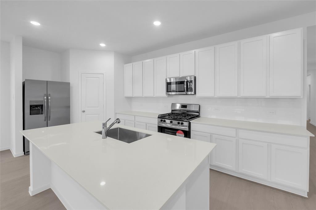 21915 Giulia Village Drive, Hockley, Texas image 3