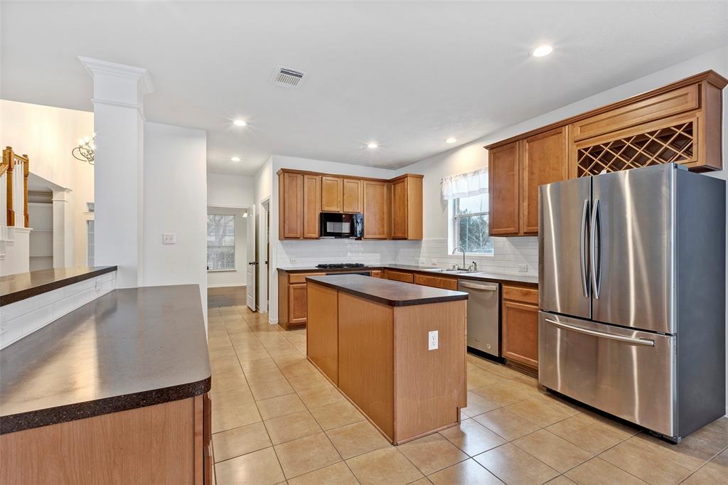 2618 Bridgestone Park Lane, Spring, Texas image 5