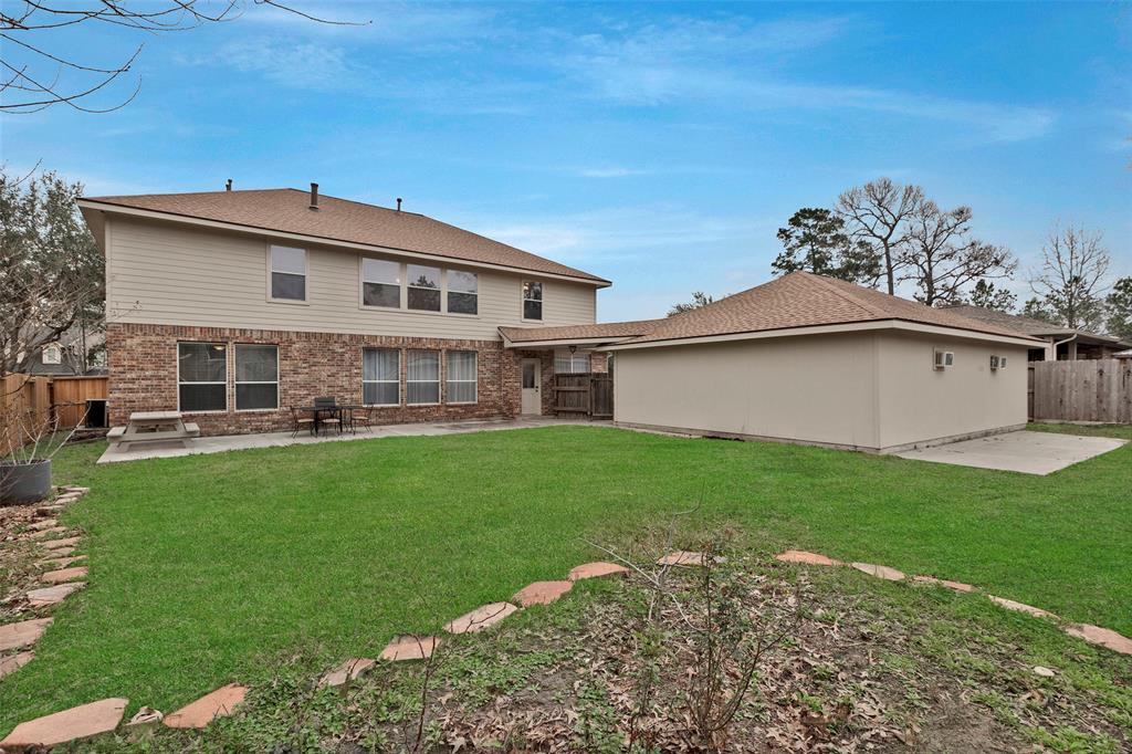 2618 Bridgestone Park Lane, Spring, Texas image 3