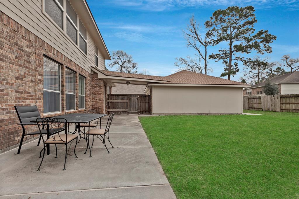 2618 Bridgestone Park Lane, Spring, Texas image 4