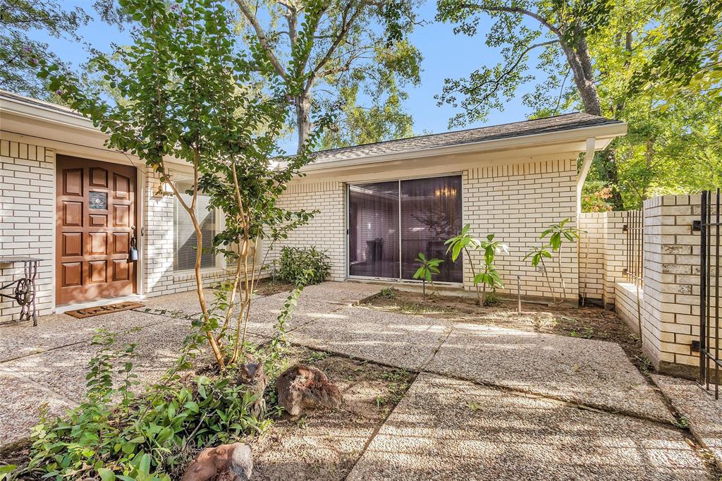 6 Winged Foot Drive
