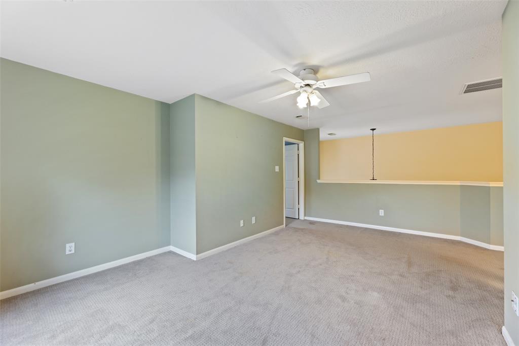 9135 Eaglecove Drive, Houston, Texas image 13