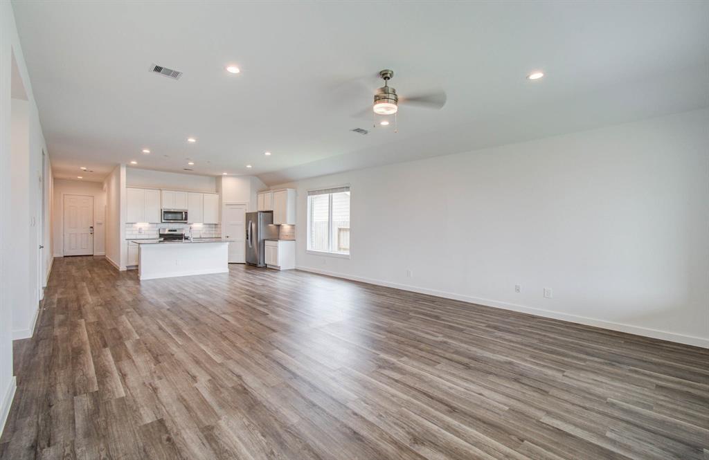 309 Pleasant Hill Way, Conroe, Texas image 23