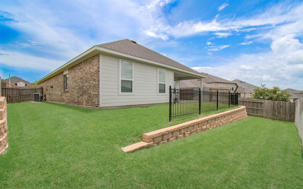 309 Pleasant Hill Way, Conroe, Texas image 35
