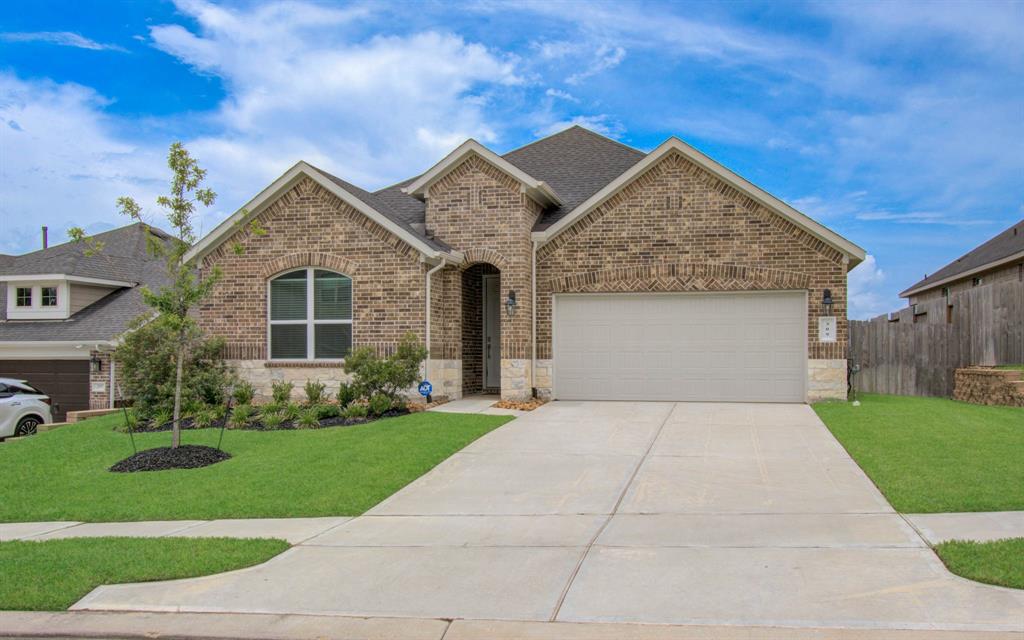 309 Pleasant Hill Way, Conroe, Texas image 2